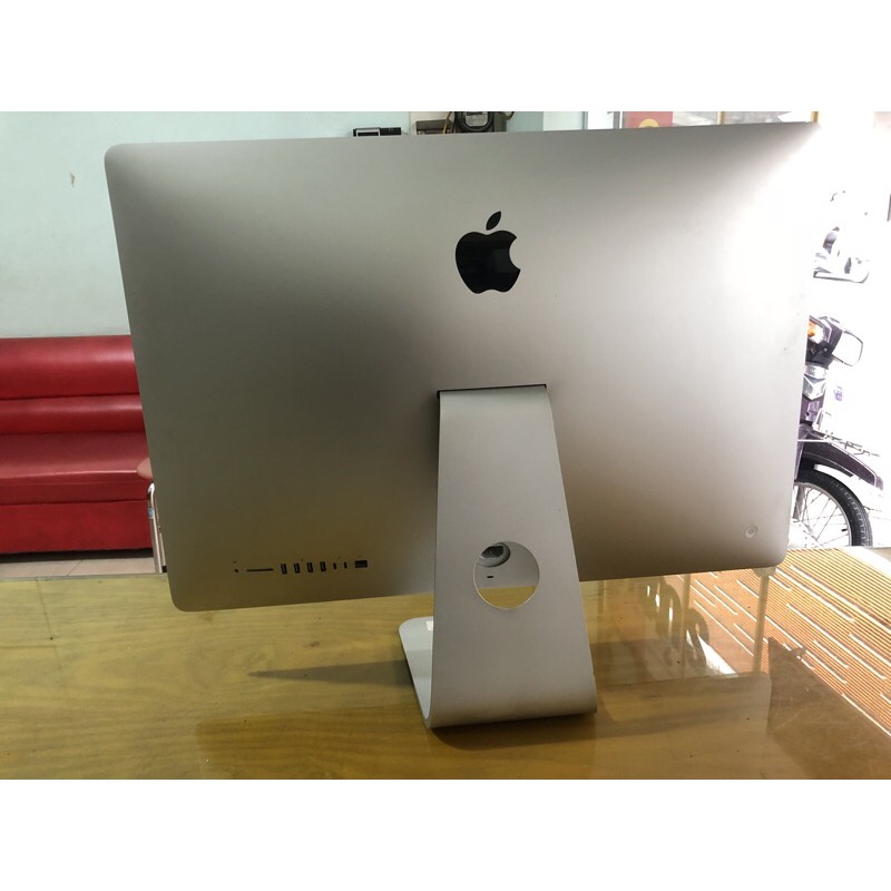 Máy tính All in onle APPLE IMAC ME087 CPU I5-4570 2.9Ghz ram 8Gb VGA Gt750 máy nứt kính tí xíu ở mép ngoài