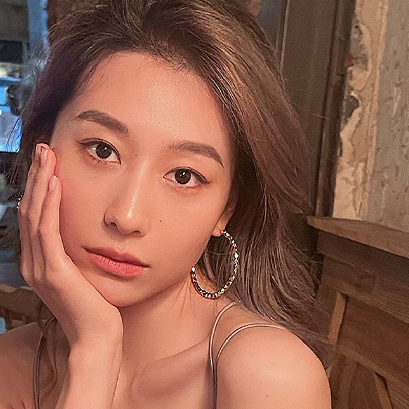 Bông Tai Mạ BạC HìNh TròN ĐíNh Đá Xinh XắN