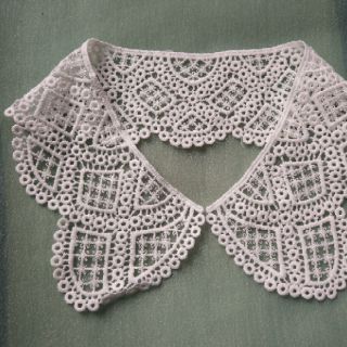 Cổ áo ren + Bâu áo + Lá cổ