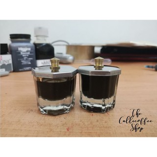Cốc thủy tinh pha mực luyện viết calligraphy có nắp