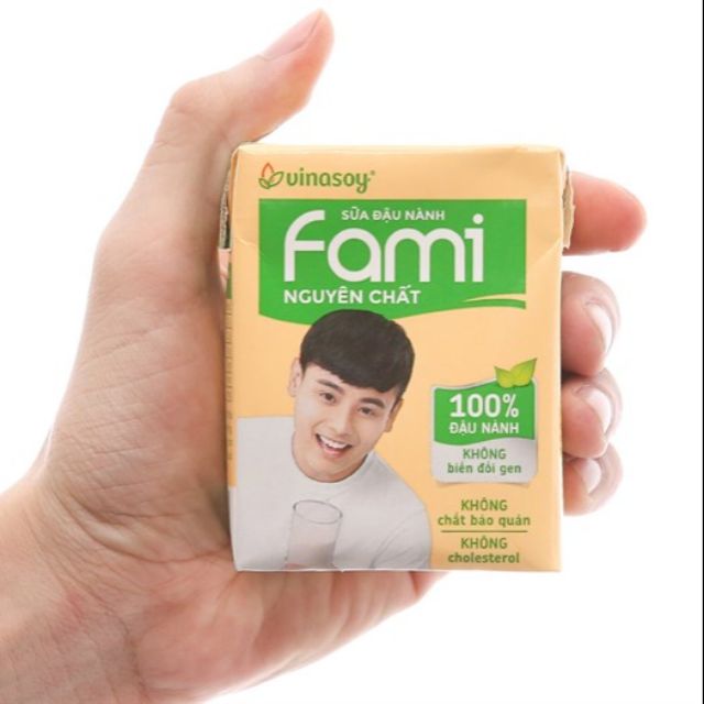 Bộ sản phẩm thùng Fami và quà tặng