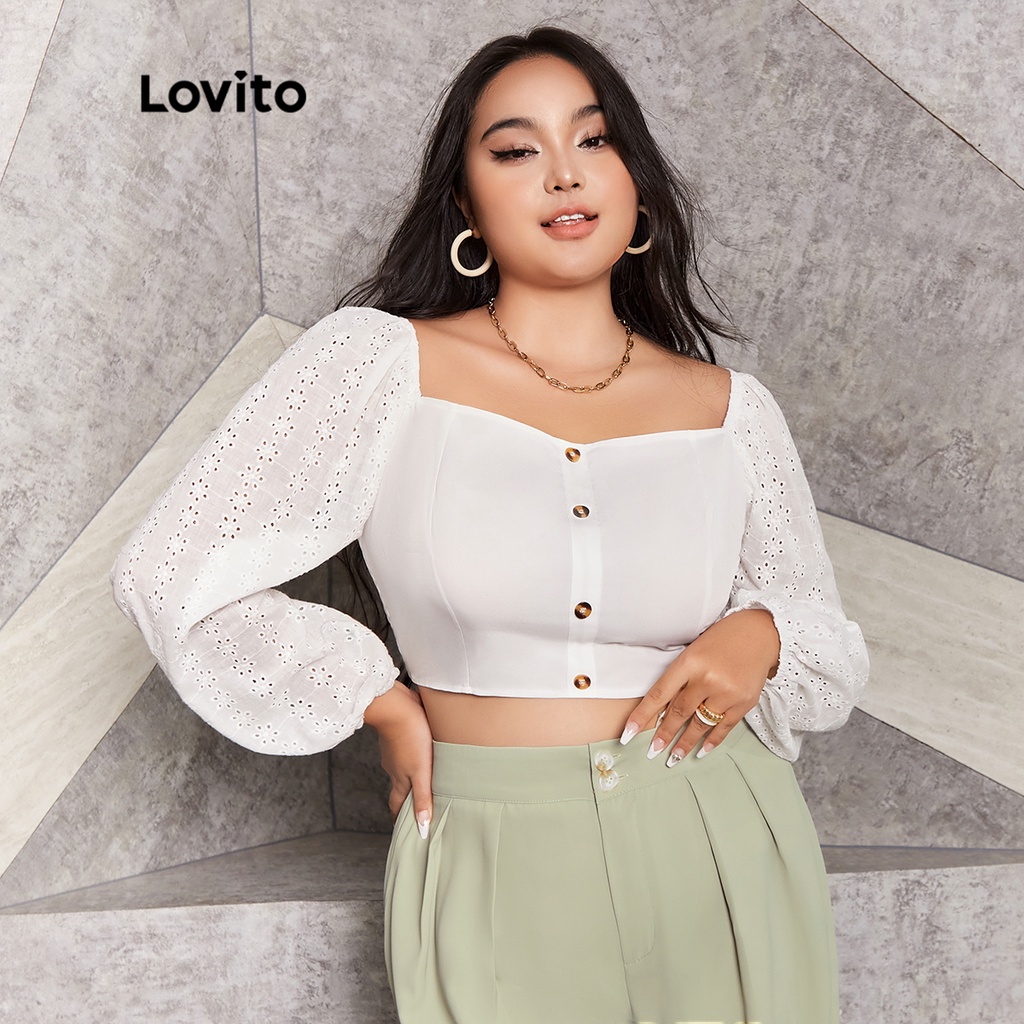 Áo Lovito plus size dáng ôm màu trơn thanh lịch có nút phối ren tương phản LPS03068 (màu trắng)