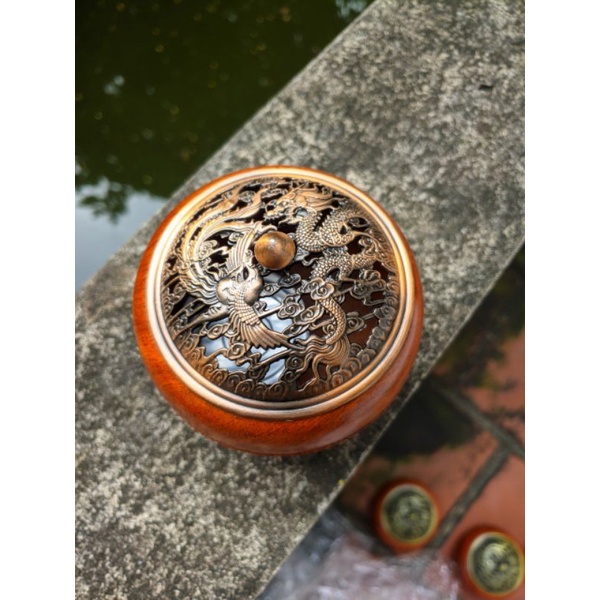 Lư xông trầm hương và các loại hương nụ gỗ thơm bằng gỗ hương hình lắp rồng