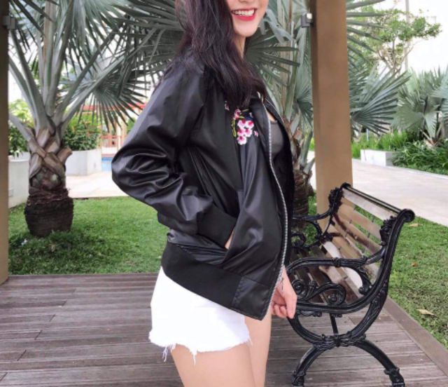 Bomber thêu hoa | BigBuy360 - bigbuy360.vn