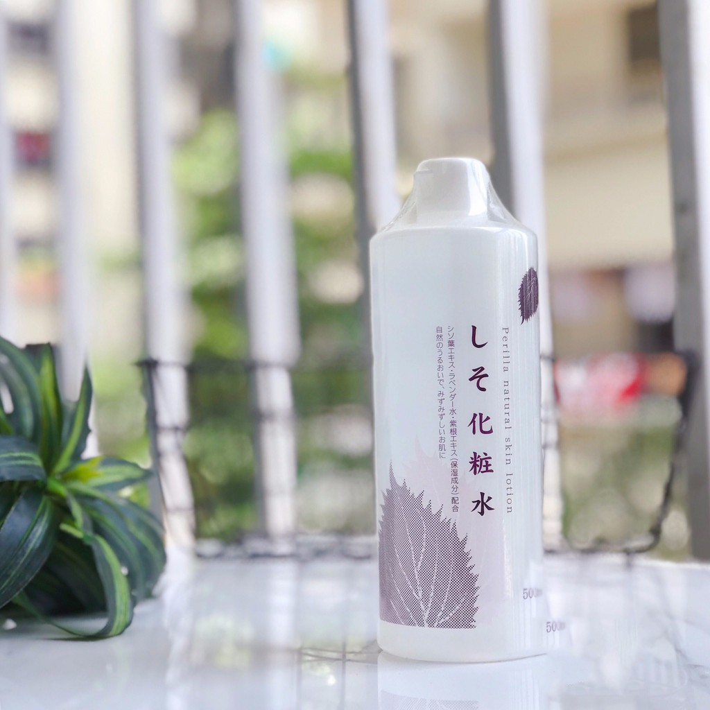 Toner Dokudami Lá Tía Tô Perilla Natural Skin Lotion Cấp Ẩm Da Nhạy Cảm - 500ml