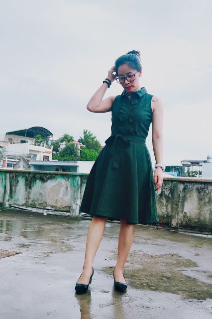 Đầm xòe chấm bi Banana Republic