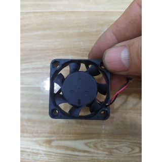 Quạt tản nhiệt Delta 5V 0,1A tháo máy