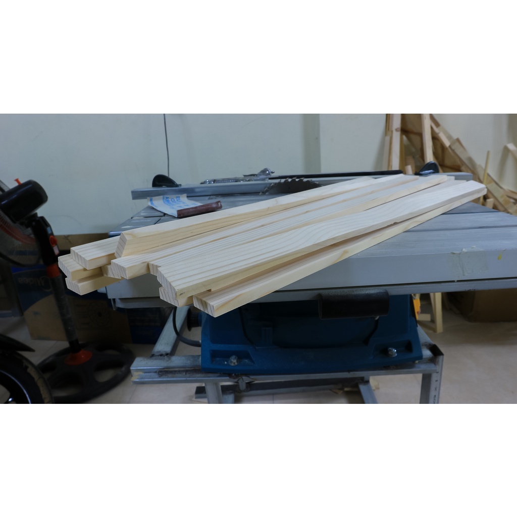 Thanh gỗ thông nan gỗ thông nhập khẩu đã được làm mịn
