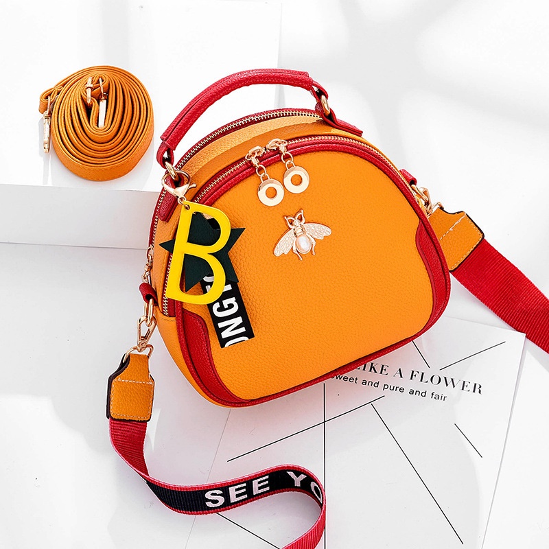 Túi Chuwanglin đeo chéo bằng da màu tương phản