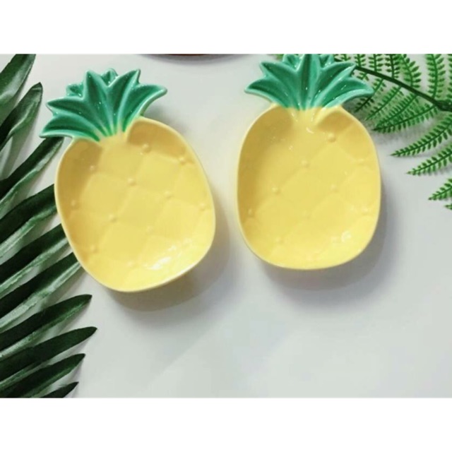 Đĩa sứ dứa vàng kute cho bé ăn dặm
