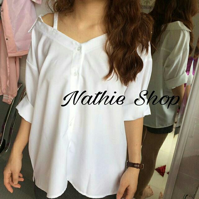 Sơ mi trễ vai 2 màu đen và trắng | BigBuy360 - bigbuy360.vn