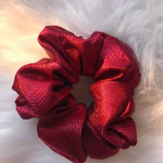 Đồ cột tóc scrunchies vải bóng (P1)