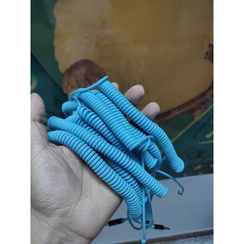 Dây lò xo AUX 2 đầu  3.5 chính hãng Belkin dài 1,8m