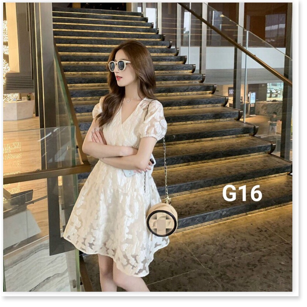 Đầm nữ xẻ ngực tay ngắn cột dây lưng dáng xòe