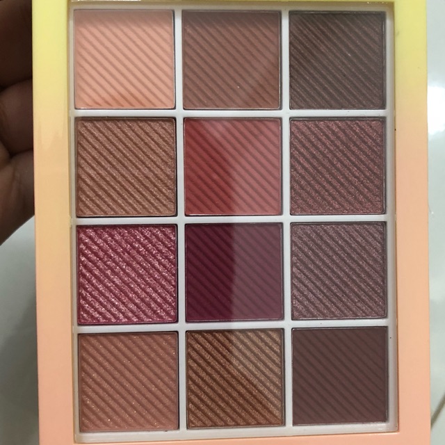 Phấn Mắt 12 Ô Màu NOVO Eyeshadow Palette