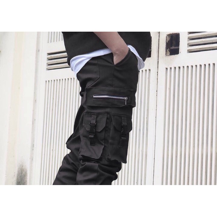Quần Jogger Kaki Nam Nữ Dáng Thể Thao nhiều Túi Hộp Có Phản Quang màu đen
