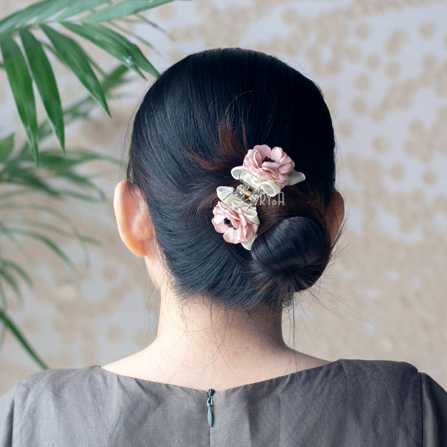 Kẹp tóc càng cua 3 răng hoa vải lụa phối nơ voan RYA 71420