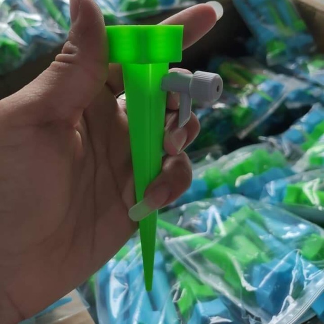 Đầu tưới nhỏ giọt chuyên dùng
