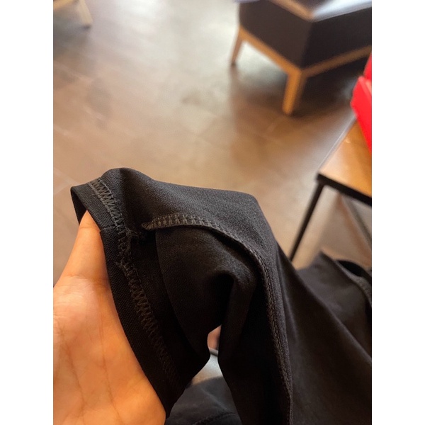 QUẦN LEGGING GIẢ BÒ MÀU ĐEN HÃNG HENNY ROE