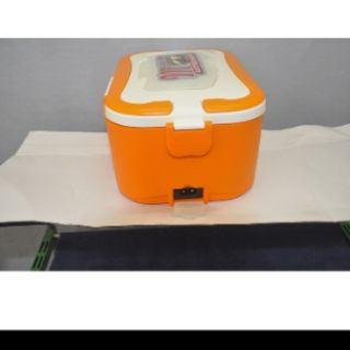 Hộp cơm hâm nóng