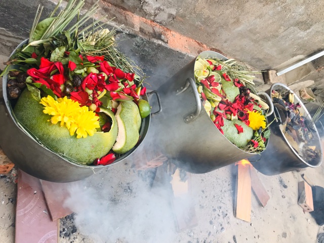 Dầu Gội Thảo Dược Bồ Kết Handmade Quỳnh Dương🌿Sạch gàu,Nấm ngứa,Ngừa rụng tóc,mọc tóc🍃 | BigBuy360 - bigbuy360.vn