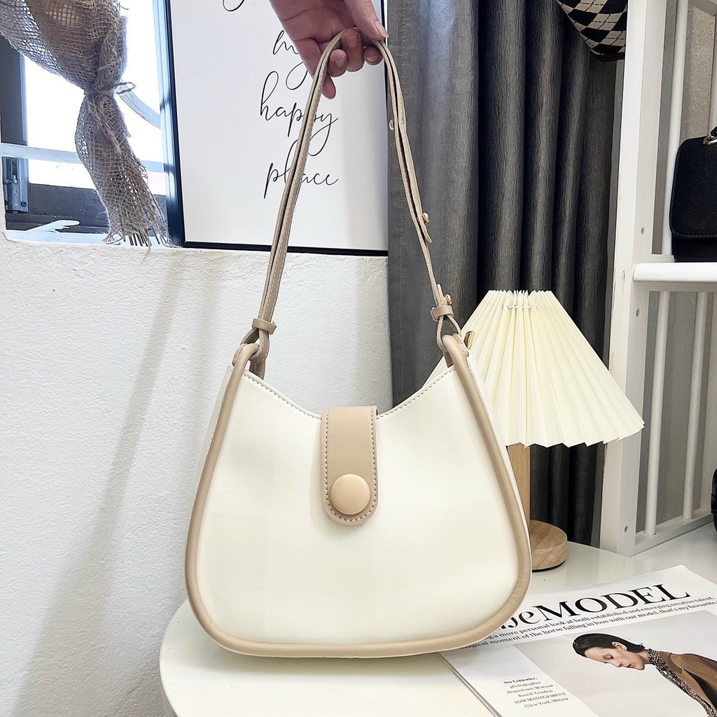 Túi kẹp nách đeo chéo nắp cúc sang chảnh thời trang trẻ trung