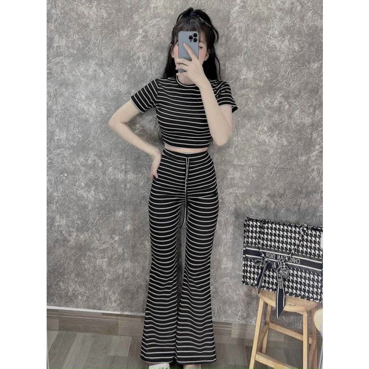 Set Bộ Quần Dài Ống Loe Kèm Áo Croptop Tay Ngắn Chất Thun Gân Chính Phẩm Thích Hợp Mặc Đi Tiệc Đi Làm Đi Chơi