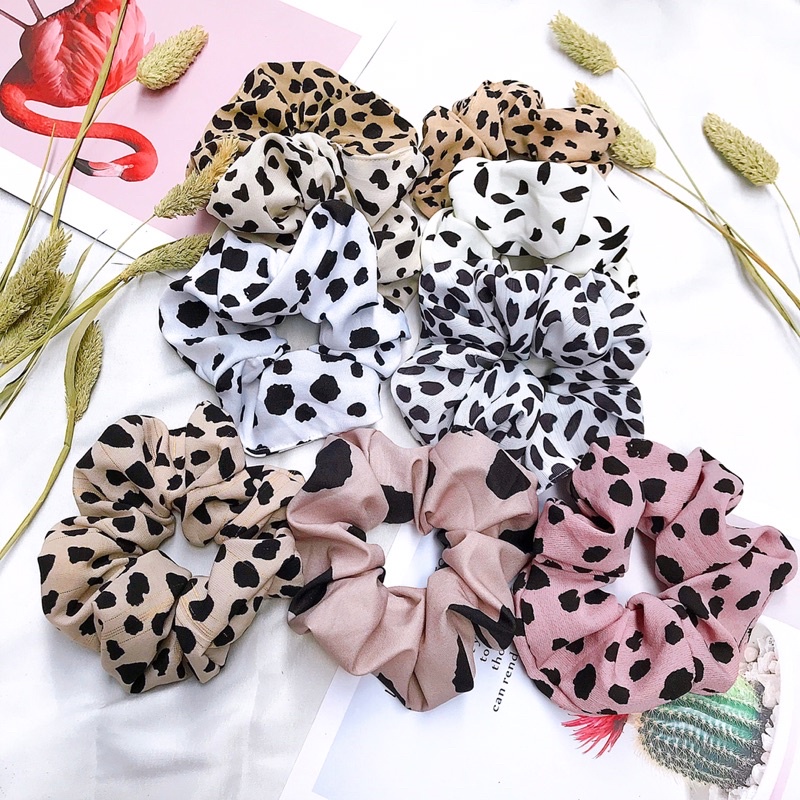 Dây cột tóc Scrunchies lụa bò sữa hoạ tiết nhỏ xinh xắn thời trang cho nữ