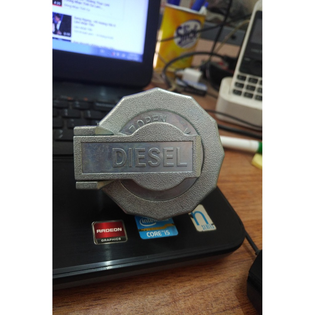 Nắp bình dầu ISUZU QKR 230;270,91ps