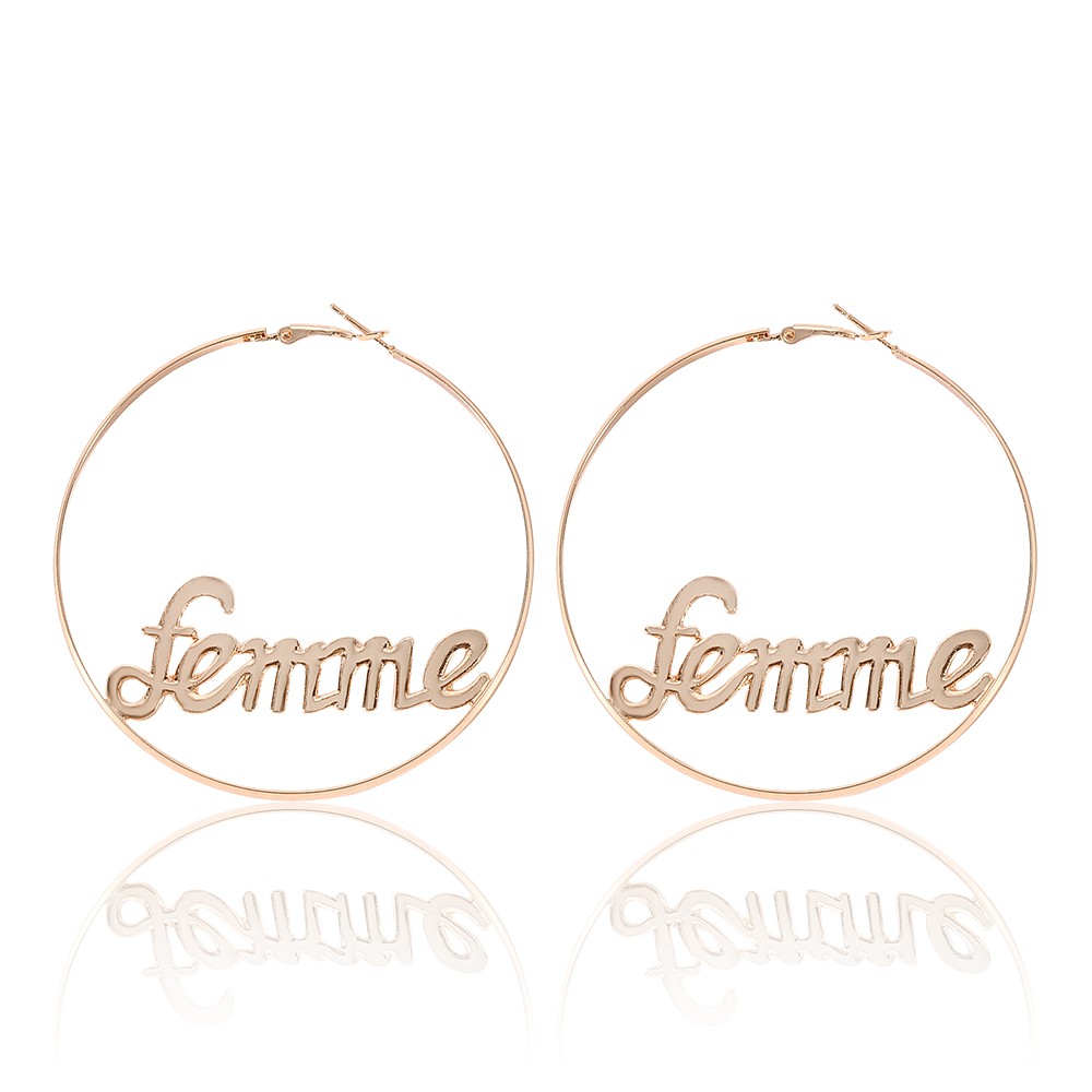 Hoa Tai Mặt Tròn Hoạ Tiết Chữ Cho Nữ