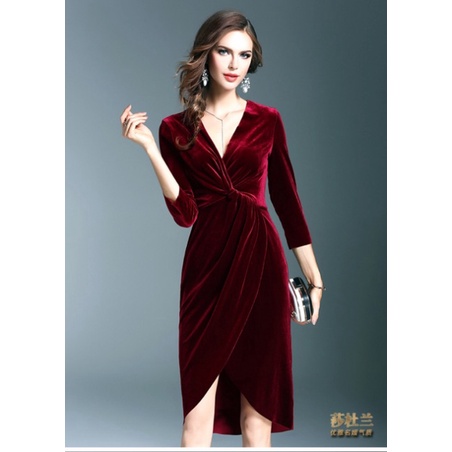 Vải nhung dày cao cấp dùng trang trí , may áo dài co giãn 4 chiều , mềm mướt màu đỏ đô , đỏ cờ