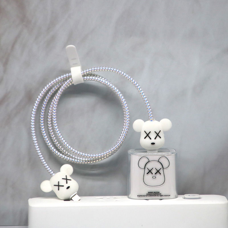 Phụ Kiện Bảo Vệ Dây Cáp Sạc Nhanh Hình Gấu Dễ Thương Cho iPhone / iPad 18W / 20W