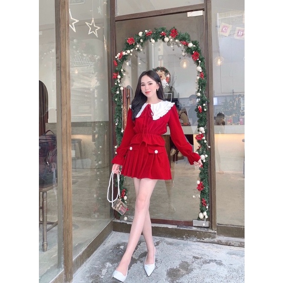 SET NHUNG ĐỎ ĐEN CỔ TRẮNG