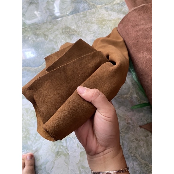 Da bò lộn nhiều màu