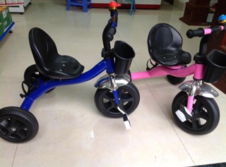 Xe Đạp 3 Bánh Có Bình Nước Có Còi ( hàng loại 1)