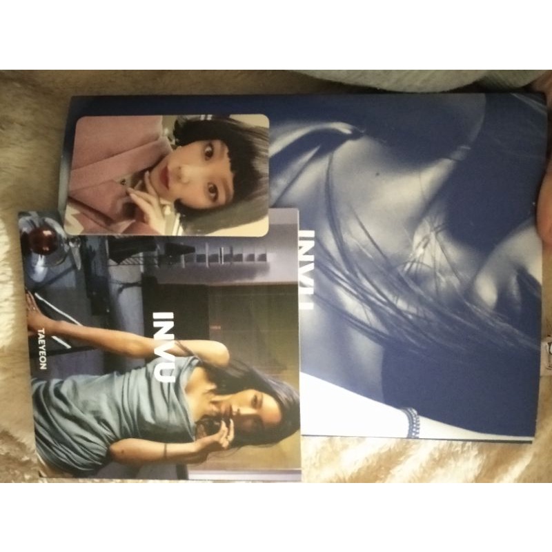 Card album Taeyeon INVU blue ver