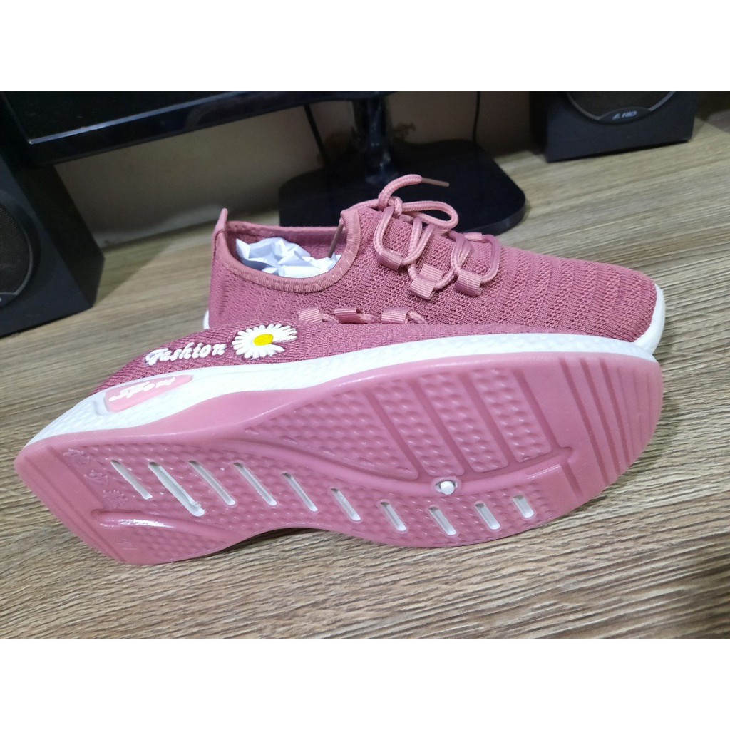 Giày thể thao Sneakers nữ cổ thấp hoa cúc thời trang cao cấp Shalla