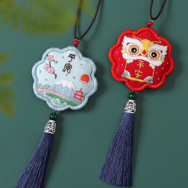 Tự làm / thêu phong cách Trung Quốc / mặt dây chuyền xe hơi / dệt tay / quà tặng / thêu