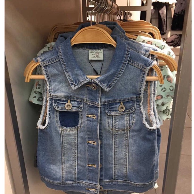 Áo Gile Bé Gái Denim Túi Cắt