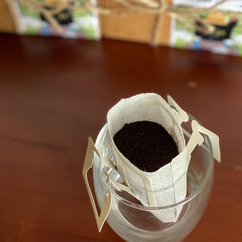 [Mã GROXUAN1 giảm 8% đơn 150K] Cà phê phin giấy túi lọc tiện lợi Drip Bags ,Hộp 7 gói gồm 4 túi đường từ Khuê Cà Phê | BigBuy360 - bigbuy360.vn