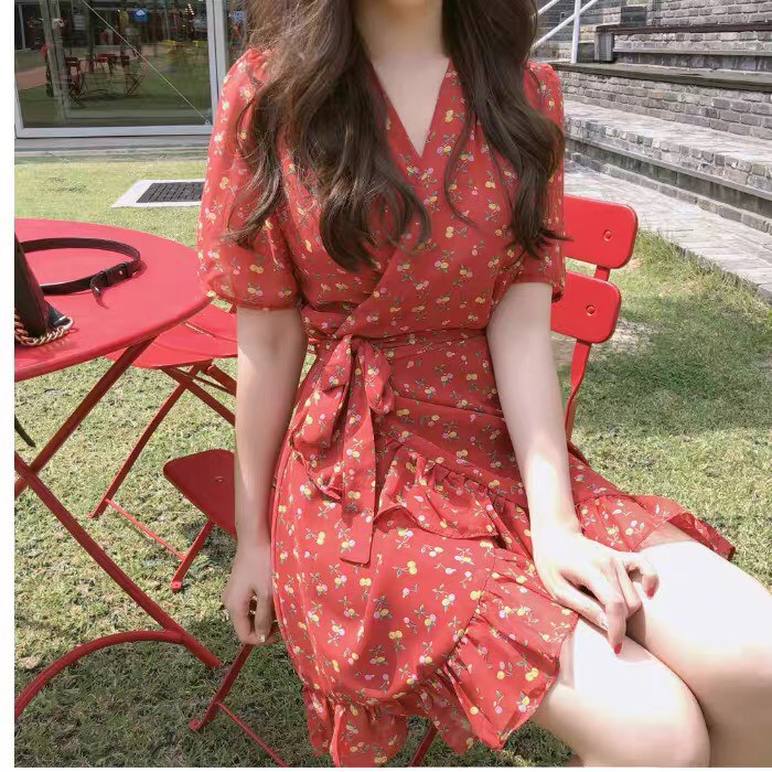 [Mã FAMAYWA giảm 10K đơn 50K] Váy tiểu thư vintage hoa nhí dáng xòe đuôi cá cổ v phong cách ulzzang V16 - Roxie | BigBuy360 - bigbuy360.vn