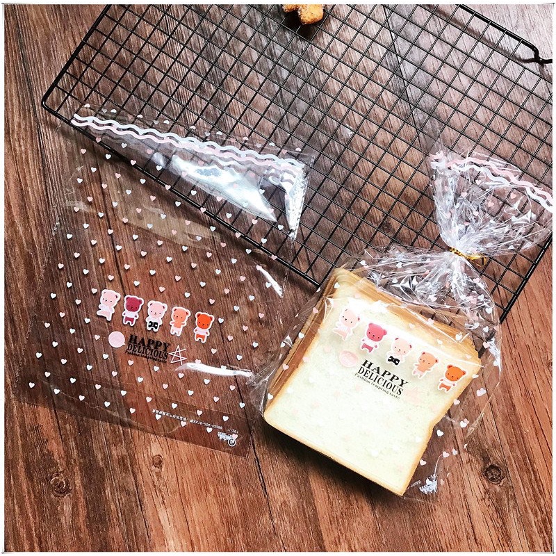 Túi chấm bi đựng bánh mì sandwich, cua phô mai, donut - 50c kèm kẽm cột (193)