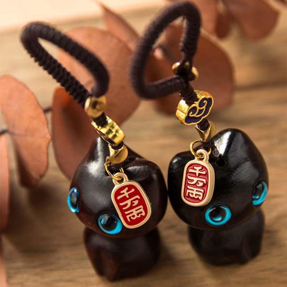 Móc Điện Thoại Bằng Gỗ Đàn Hương Hình Chú Mèo Dễ Thương