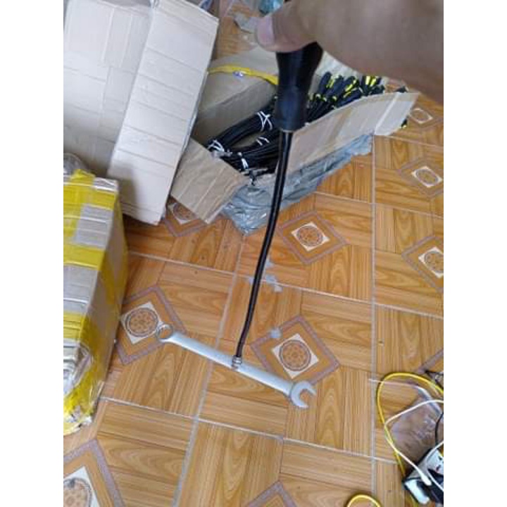 Cây Hút ốc có nam châm có đèn,cây nam châm hút ốc rơi uốn cong uốn dẻo