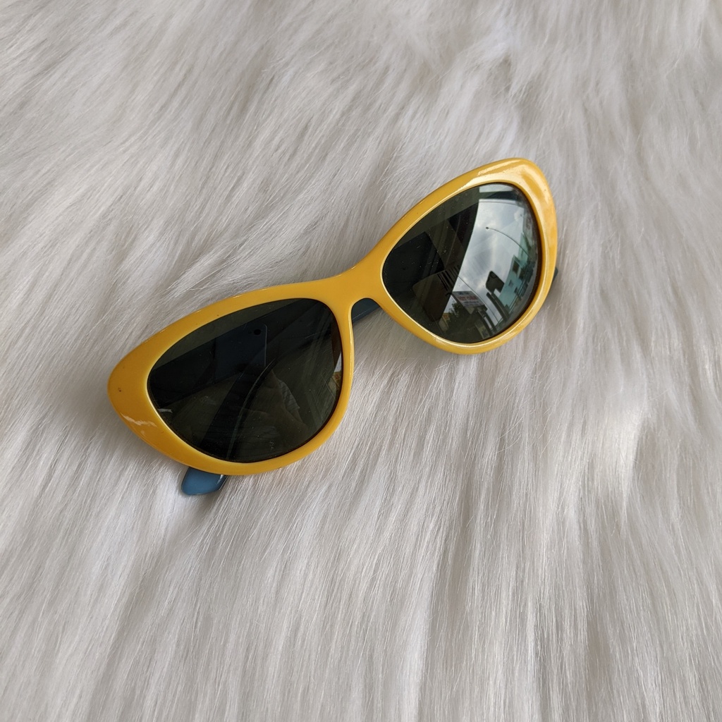 Kinh mát dành cho bé trai dáng mắt vuông mắt tròn