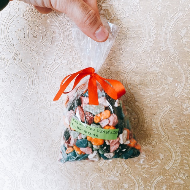 Kẹo sỏi socola thần thánh