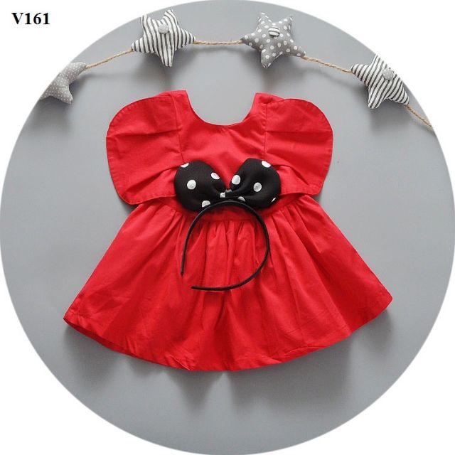 Váy đỏ kèm bờm mickey