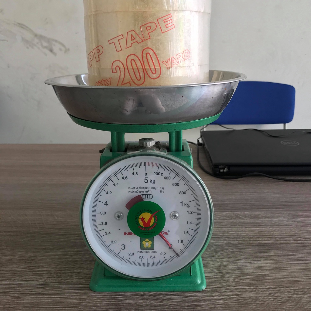 Băng keo loại 200yards, lõi 4ly, nặng 2kg loại tép keo dày siêu tiết kiệm