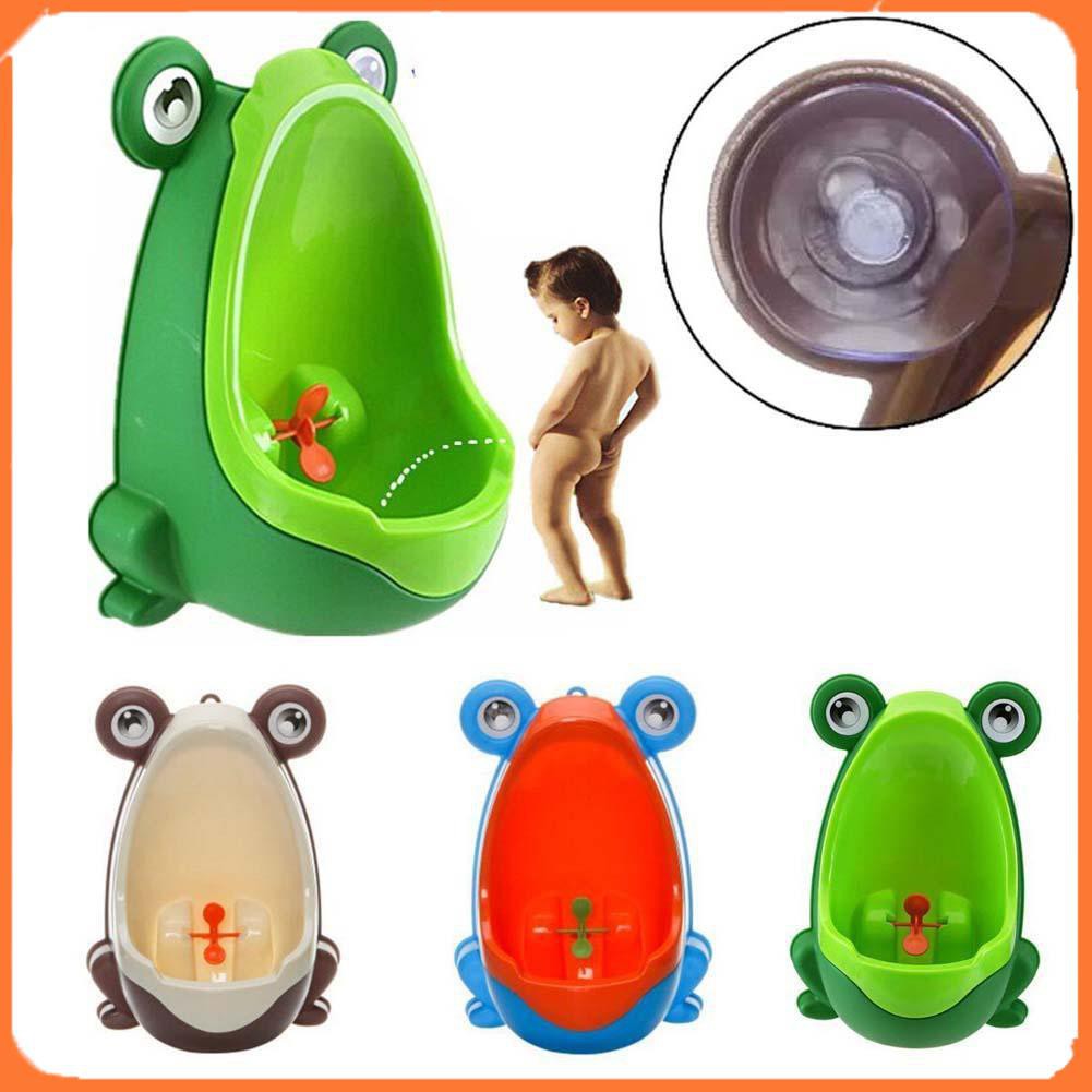 bệ ngồi toilet cho bé giúp thu nhỏ bồn cầu, nắp bồn cầu có tay vịn