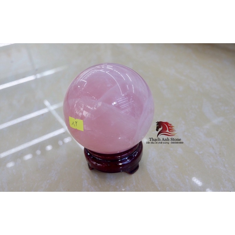 Bi cầu thach anh hồng nặng từ 1kg đến 2kg kèm đế gỗ